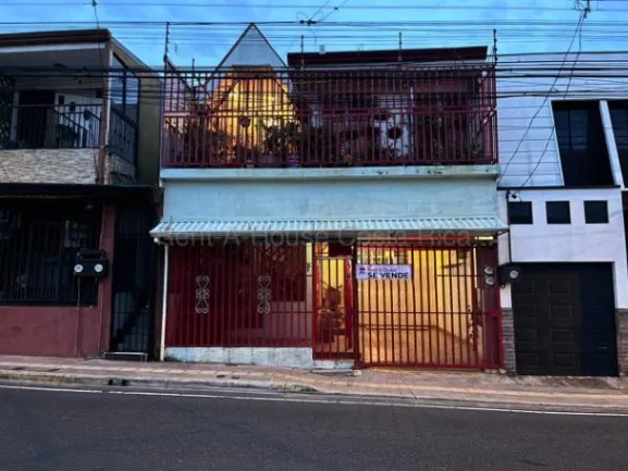 MLS-27-42 LS VENTA PROPIEDAD CON 2 CASAS SAN PABLO HEREDIA CONTACTENOS AL # 86127562 en San Pablo, Heredia — ₡ 115 000 000