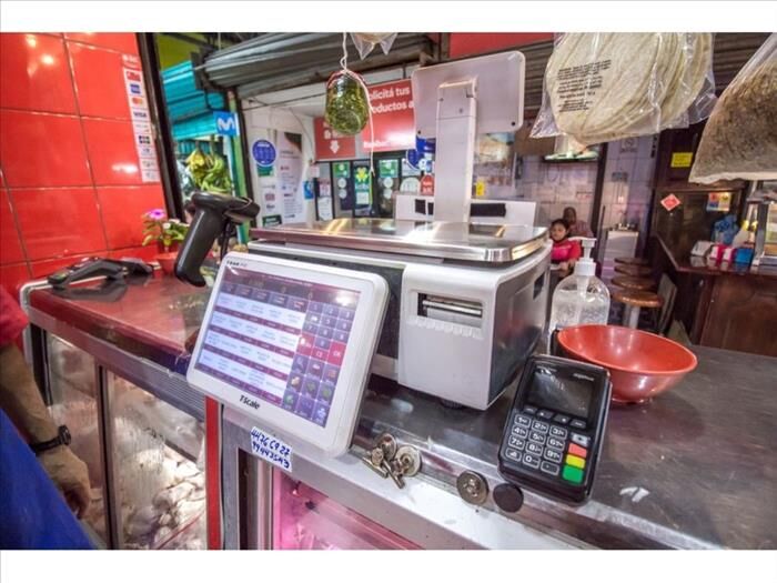 VENTA DE LOCAL Y NEGOCIO, HEREDIA, MERCADO FLORENCE in Heredia — ₡ 50 000 000