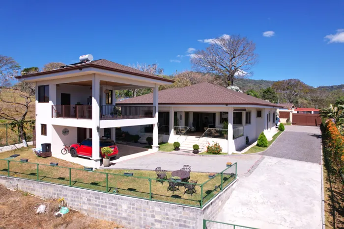 Sale in Atenas with Panoramic Views in Atenas, Alajuela — $675,000 - Photo 3 of 32