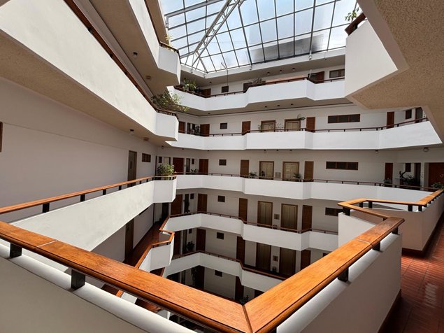 VENTA DE APARTAMENTO, SAN JOSE, SAN PEDRO, B DENT CONDOMINIO EMPERADOR en San Pedro, Montes De Oca, San José — $260,000