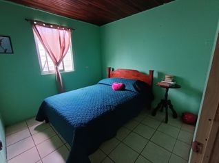 Casa con 2 apartamentos en San Juan de Santa Barbara en San Juan, Santa Bárbara, Heredia — 130 000 000 ₡ - Foto 4 de 32