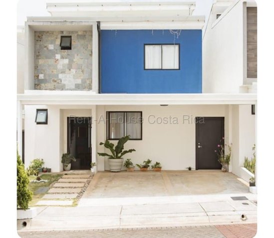 CASA EN VENTA EN ULLOA DE HEREDIA en Ulloa, Heredia — $240,000