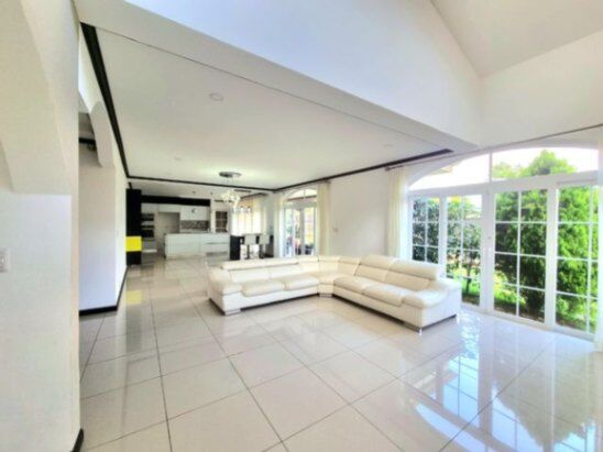 MLS-26-171 LS VENTA HERMOSA CASA LA UNION CARTAGO en Tres Ríos, La Unión, Cartago — $975,000