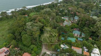 Playa Negra Beach Breeze en Cahuita, Talamanca, Limón — $288,160 - Foto 2 de 10