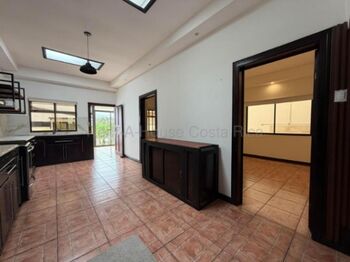 Alquiler de Casa en Santo Domingo-Para, Heredia. RAH 26-2126 en Pará, Santo Domingo, Heredia — $1,800 - Foto 4 de 6