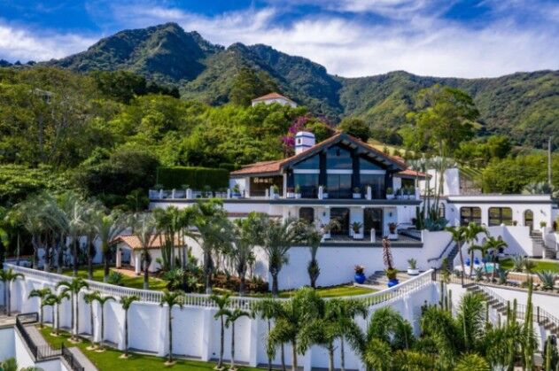 Venta de Mansión en Escazú, San José. RAH 25-143 in San Antonio, Escazú, San José — $1,595,000