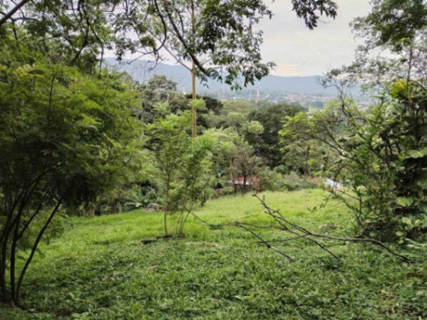 VENTA DE LOTE, SAN JOSÈ MORA, $1.300.000 COD#24-840 en Colón, Mora, San José — $1,300,000