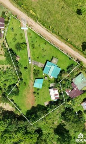 Beautiful property for sale in Quizarra de Pérez Zeledón  in San Isidro De El General, Pérez Zeledón, San José — $337,000