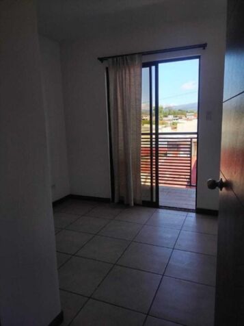 Alquiler de Apartamento en Ulloa, Heredia. en Ulloa, Heredia — ₡ 385 000