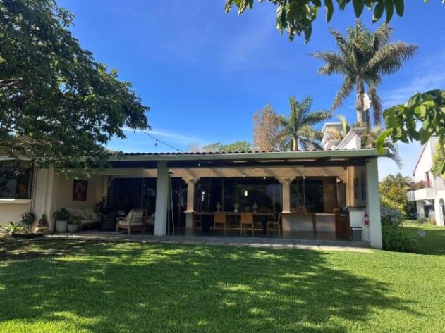 Se alquila casa en Moravia San José 26-496 en San Vicente, Moravia, San José — $3,800