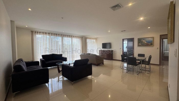 Alquiler de Apartamento de Lujo Amoblado  en San Rafael de Escazú in San Rafael, Escazú, San José — $2,300 - Photo 3 of 15