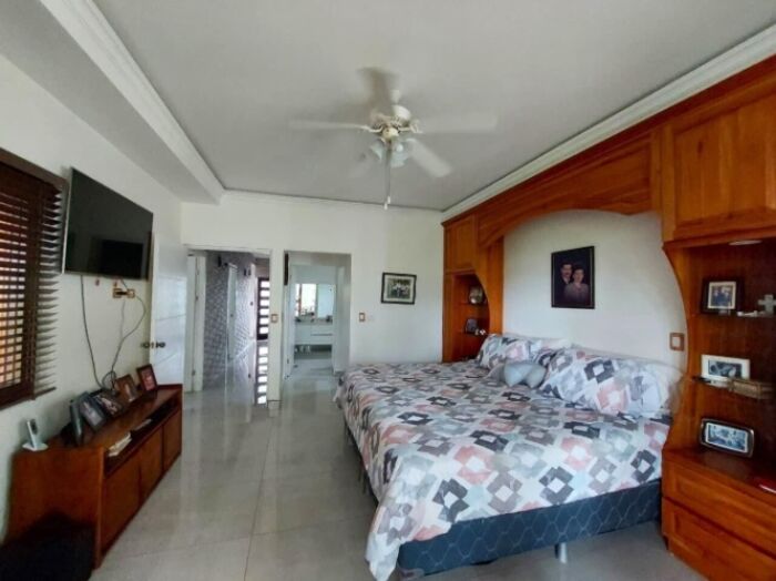 Se vende casa en La Guacima Alajuela 24-919 in Guácima, Alajuela — $410,000