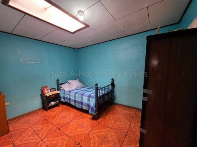 Venta de Casa en Oriental-Cartago. en Oriental, Cartago — $100,000