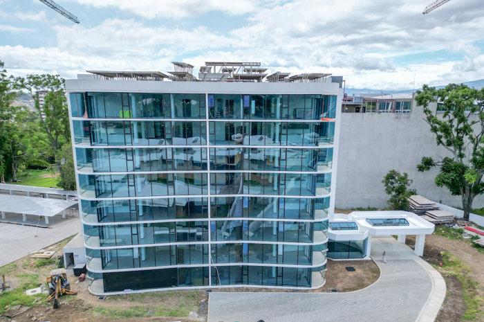 Apartamentos en Venta de 2-3 Habitaciones en San Rafael de Escazú en San Rafael, Escazú, San José — $2,300