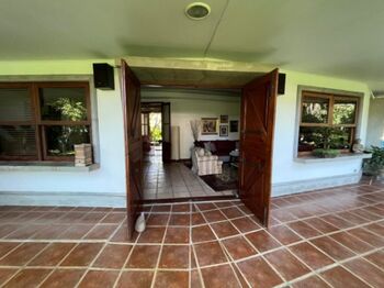 Venta de Casa en Brasil de Santa Ana. in Brasil, Santa Ana, San José — $900,000 - Photo 4 of 18