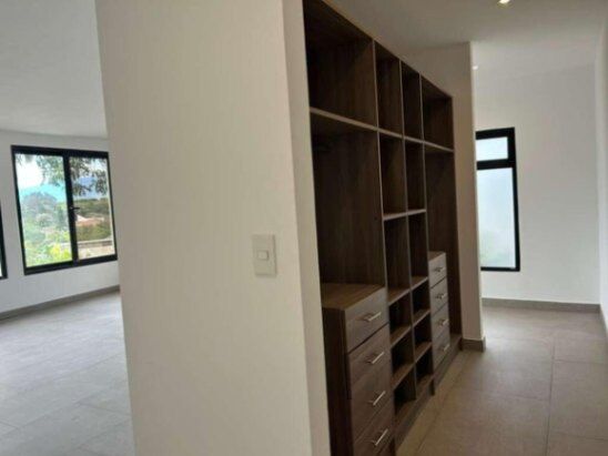 Alquiler de Apartamento en San Rafael de Escazú. RAH 26-1239 in San Rafael, Escazú, San José — $1,300