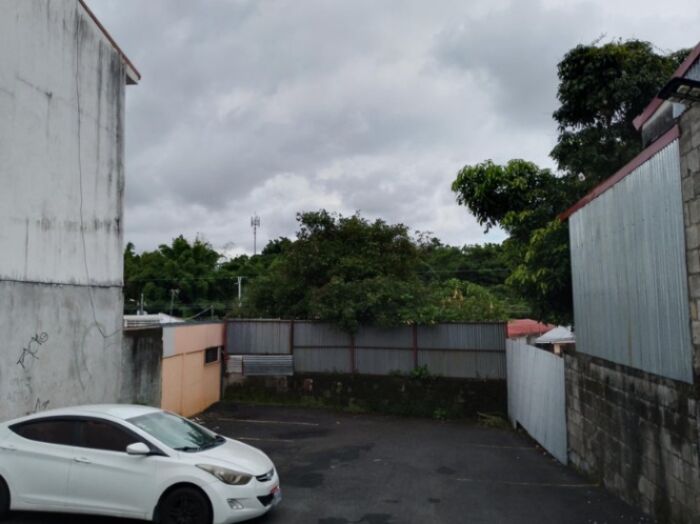 Venta de Lote en San Pedro, Montes de Oca. RAH 25-858 in San Pedro, Montes De Oca, San José — ₡ 71 000 000