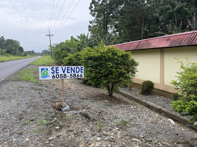 SE VENDE LINDA CASA REAL CARIBE, FILADELFIA, LIMON COSTA RICA en Limón — ₡ 157 000 000 - Foto 2 de 53