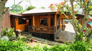 SE VENDE LOTE CON DOS HERMOSAS CASAS EN ATENAS, ALAJUELA en Atenas, Alajuela — $178,000 - Foto 4 de 27