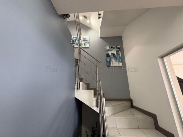 Venta de Casa en Santo Domingo-San Miguel, Heredia. RAH 26-2189 in San Miguel, Santo Domingo, Heredia — $265,000