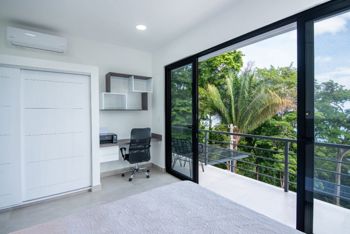 Casa moderna con vista al mar en Playa Blanca Punta Leona en Tárcoles, Garabito, Puntarenas — $789,000 - Foto 5 de 17