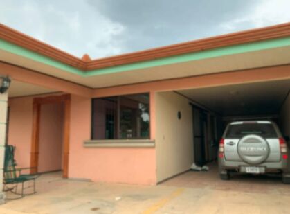 Venta de Casa en Miramar de Puntarenas  in Miramar, Montes De Oro, Puntarenas — $220,000
