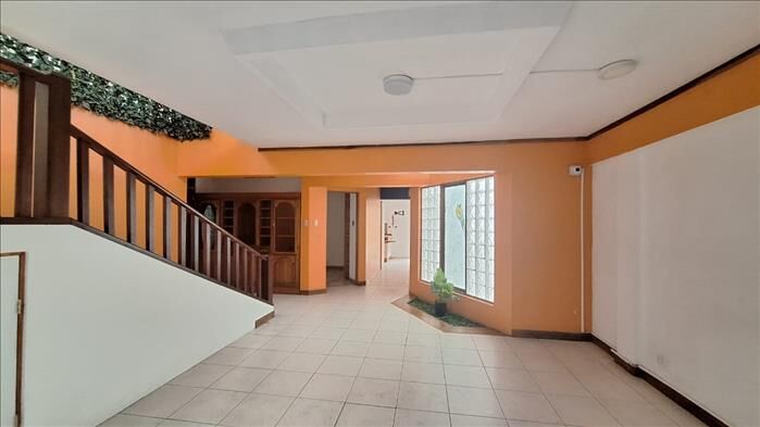 ALQUILER DE CASA PARA OFICINAS, SAN JOSE, SABANA NORTE en Mata Redonda, San José — $2,500