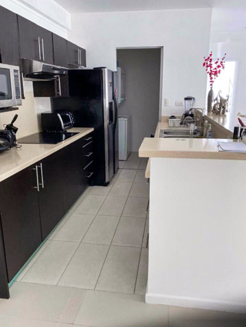 Alquiler de apartamento amoblado excelente ubicación San Rafael Escazú en San Rafael, Escazú, San José — $1,500 - Foto 3 de 15