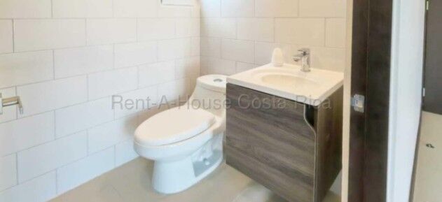 Apartamento moderno ideal inversión con alta demanda y amenidades #26-1667 GS in Granadilla, Curridabat, San José — $185,000