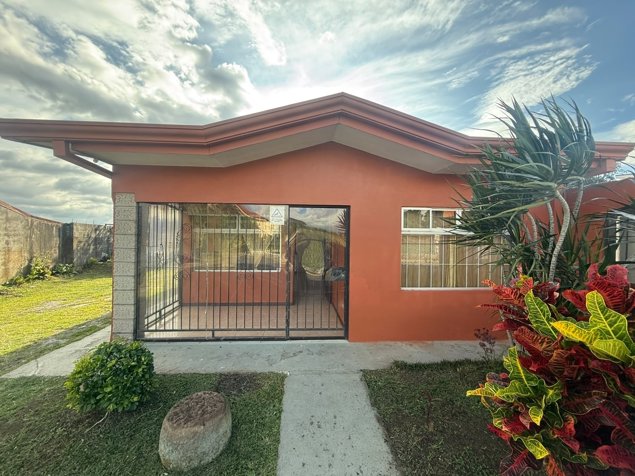 Venta de Propiedad con Casa en San Isidro de Heredia en San Isidro, Heredia — ₡ 112 000 000