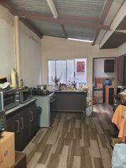 Venta de casa en Urb Lindora Pozos, 600 m de Mall Terrazas, cerca de McDonald's, bancos( Negociable) en Pozos, Santa Ana, San José — 66 000 000 ₡ - Foto 4 de 8