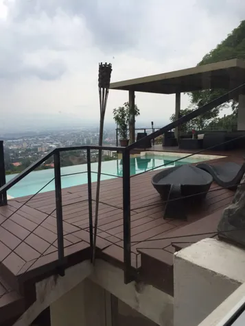 VENTA DE CASA DE LUJO, SAN JOSE, ESCAZU, JABONCILLOS en Escazú, San José — $1,500,000 - Foto 2 de 13