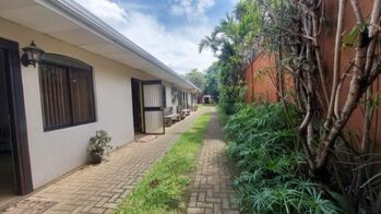 Se vende espaciosa propiedad para inversión en San Juan de Santa Barbara 25-1980 en San Juan, Santa Bárbara, Heredia — $990,000 - Foto 4 de 22