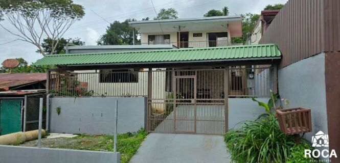 Casa en venta a 5 minutos de San Isidro in San Isidro De El General, Pérez Zeledón, San José — ₡ 70 000 000