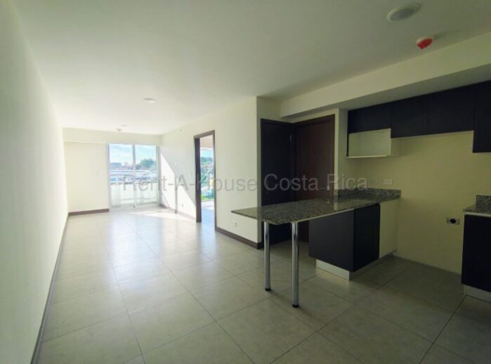 Venta apartamento moderno ideal para inversión #26-1908 GS en Ulloa, Heredia — $120,500