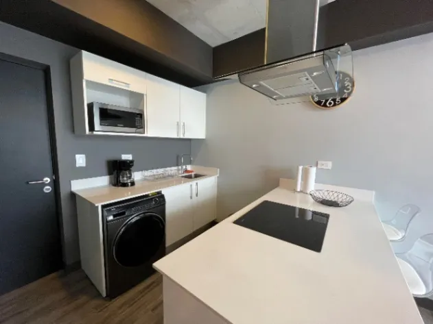 Alquiler Apartamento 26-1038 in Mata Redonda, San José — $1,100 - Photo 2 of 6