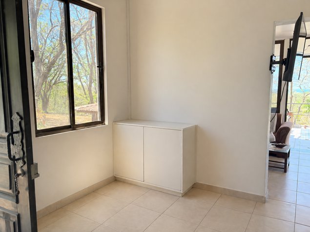 Venta de casa y terreno en Marbella in Cuajiniquil, Santa Cruz, Guanacaste — $417,000 - Photo 3 of 18