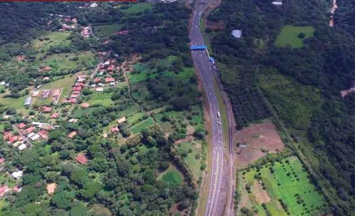 Terreno 1.3Ha marginal a la Ruta 27 en San José, Atenas, Alajuela — $1,900,000 - Foto 2 de 6