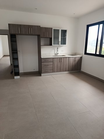 Alquiler de Apartamento en San Rafael de Escazú in San Rafael, Escazú, San José — $1,150 - Photo 2 of 14