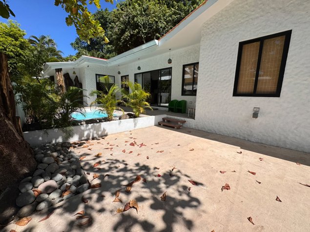 VENTA $285,000 TIVIVES CASA DE PLAYA NUEVA VHPRO-CV305 en San Juan Grande, Esparza, Puntarenas — $285,000 - Foto 2 de 18