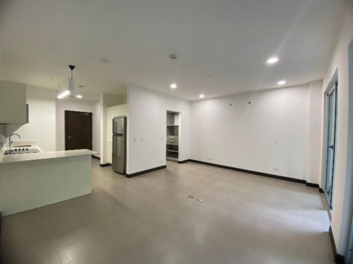 Apartamento en alquiler en Santa Ana Pozos en Pozos, Santa Ana, San José — $1,000