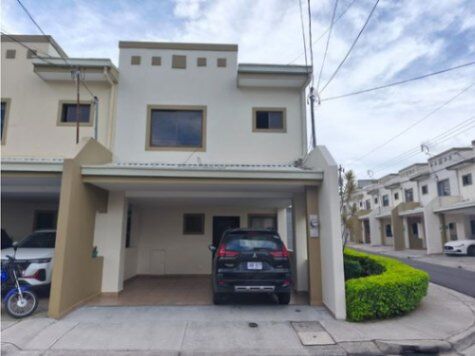 ALQUILER DE TOWN HOUSE, SAN JOSÉ, HATILLO CENTRO, VILLAS D’LAGOO - 10061432 en Hatillo, San José — ₡ 580 000