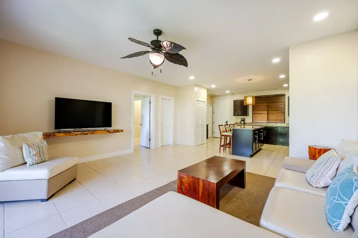 Condo en Venta en Pacifico Playas del Coco con Acceso Beach Club en Sardinal, Carrillo, Guanacaste — $305,000 - Foto 2 de 9