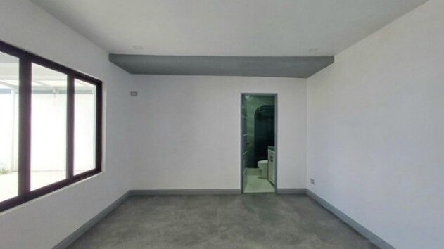 Se vende moderna casa con patio en Freses de Curridabat 25-1475 en Granadilla, Curridabat, San José — $295,000