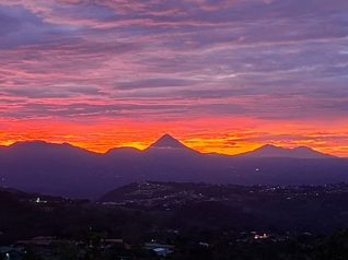 Casa de Ensueño en San Carlos con Vista al Volcán en Quesada, San Carlos, Alajuela — $450,000 - Foto 5 de 47