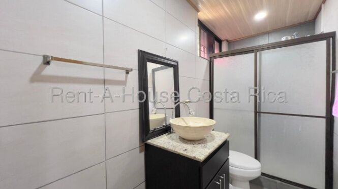 Venta de Propiedad con Uso de Suelo Mixto en Santa Ana. RAH 26-1478 in Santa Ana, San José — $272,000