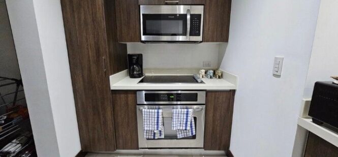 Alquiler de Apartamento en Pozos de Santa Ana. RAH 26-1361 en Pozos, Santa Ana, San José — $1,250