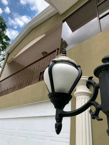 CASA EN ALQUILER DE LUJO EN ALAJUELA. en Alajuela — $2,300 - Foto 3 de 22