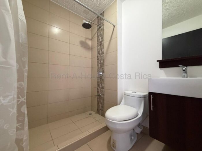 Venta apartamento en planta baja ideal para inversión #26-1511 GS en San Rafael, Alajuela — $115,000