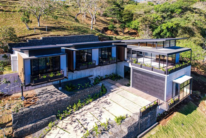 Modern Luxury Home with Panoramic Views – Naranjo, Costa Rica in El Rosario, Naranjo, Alajuela — $1,200,000